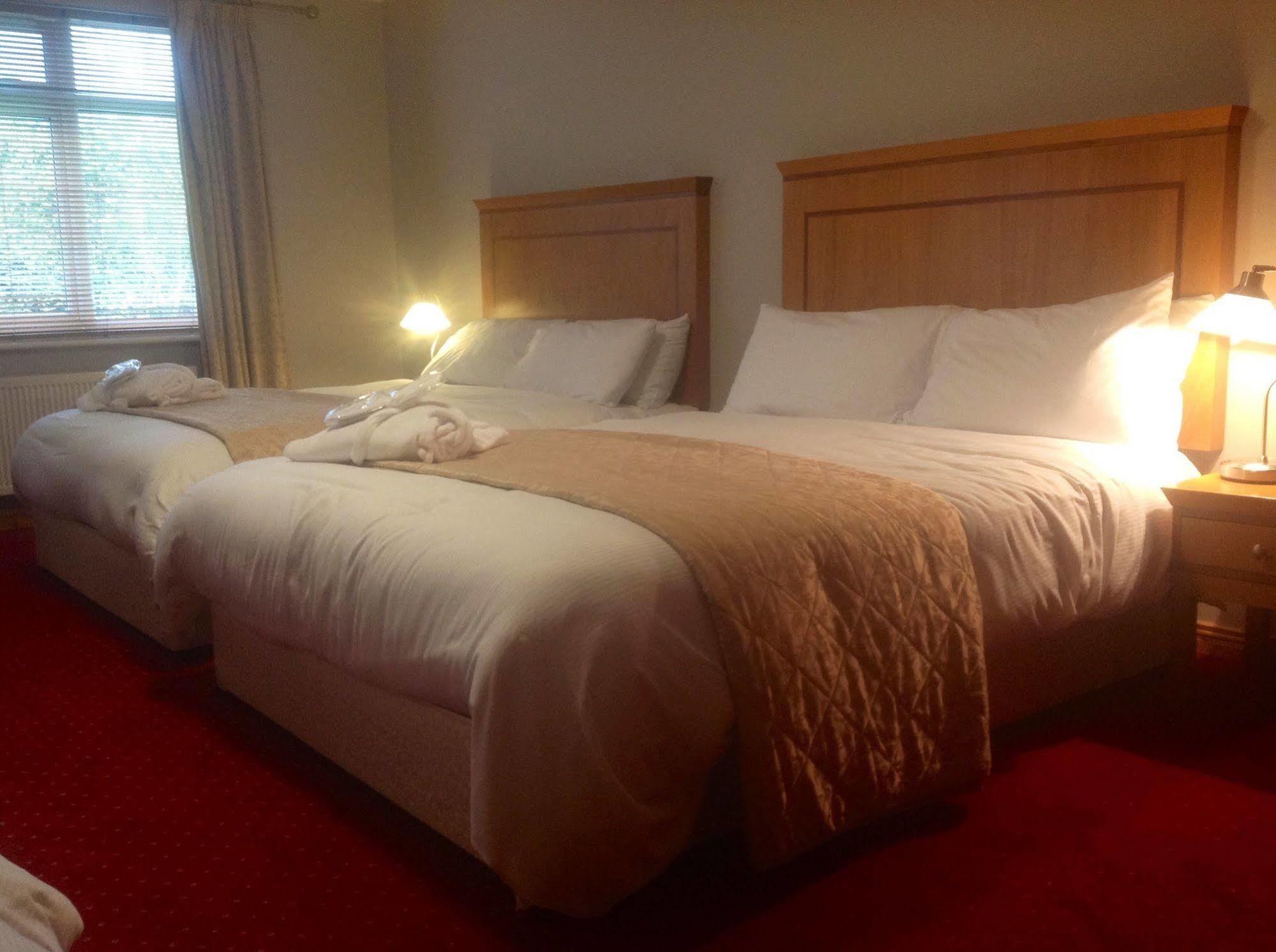 Lusk Airport View Hotel And Secret Spa מראה חיצוני תמונה